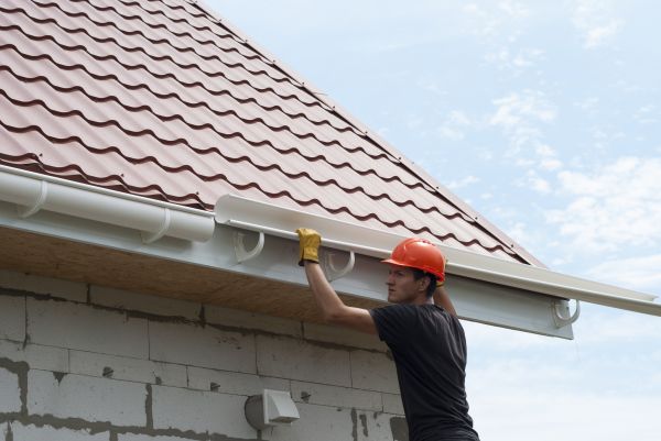 Rain Gutter Repair in Wilson