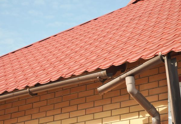 Loose Gutter Repair in Wilson